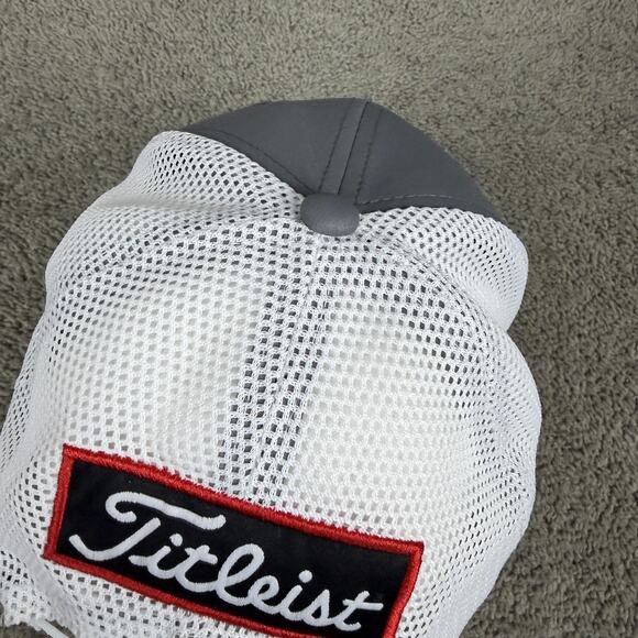 Titleist Hat Cap Snap Back Mens One Size Gray White Mesh Trucker Golf Pro V1 - Picture 7 of 11